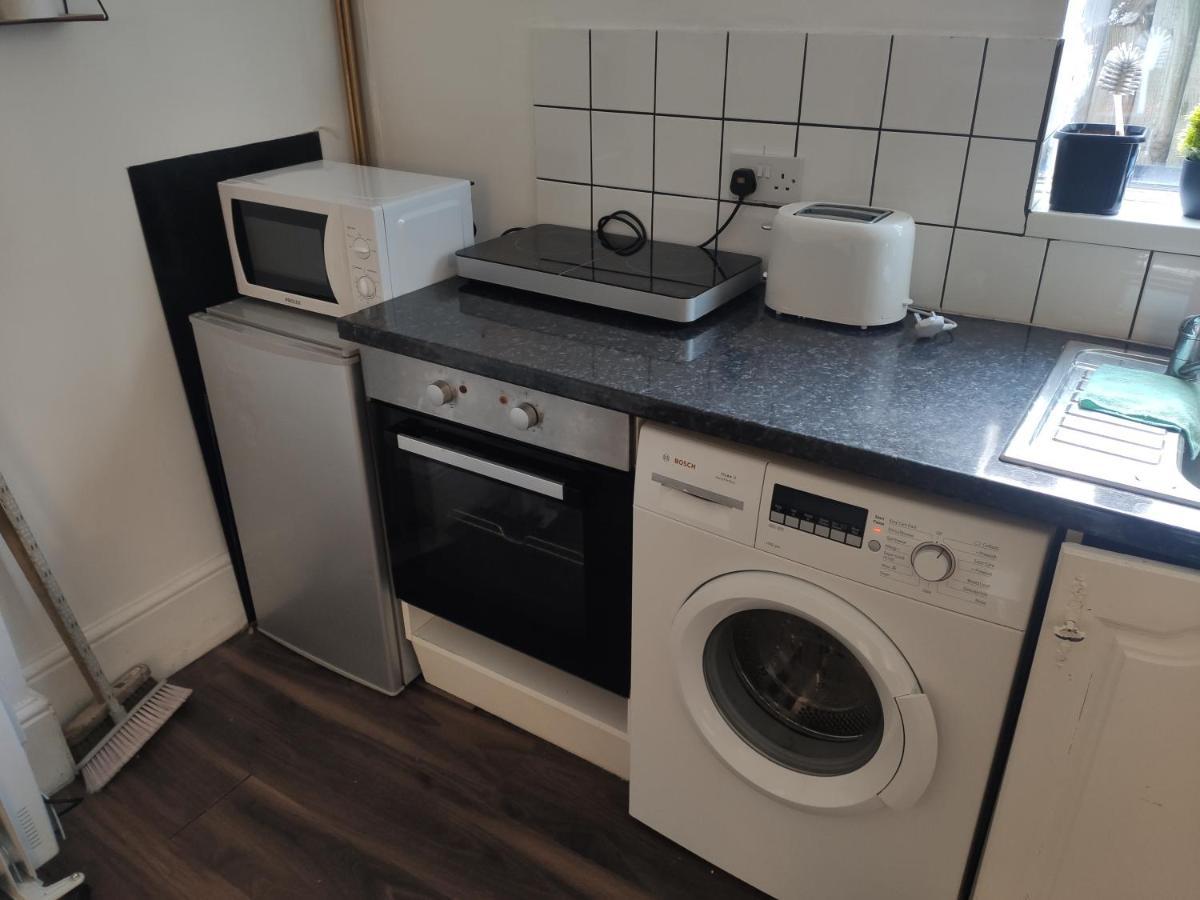 Whitchurch 1 Bedroom Apartment Cardiff Exterior photo